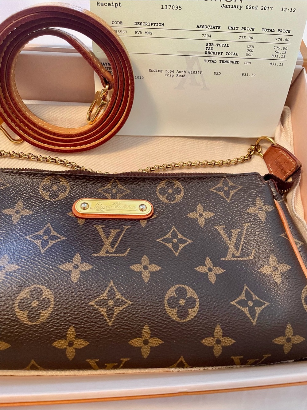 Louis Vuitton Eva Monogram Canvas Crossbody Clutch M95567 Authentic - Picture 2 of 16